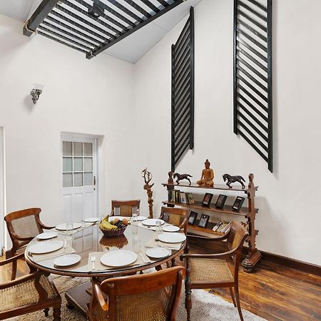 Stayvista At The Alcove With Breakfast & Bbq Grill 乌提 外观 照片