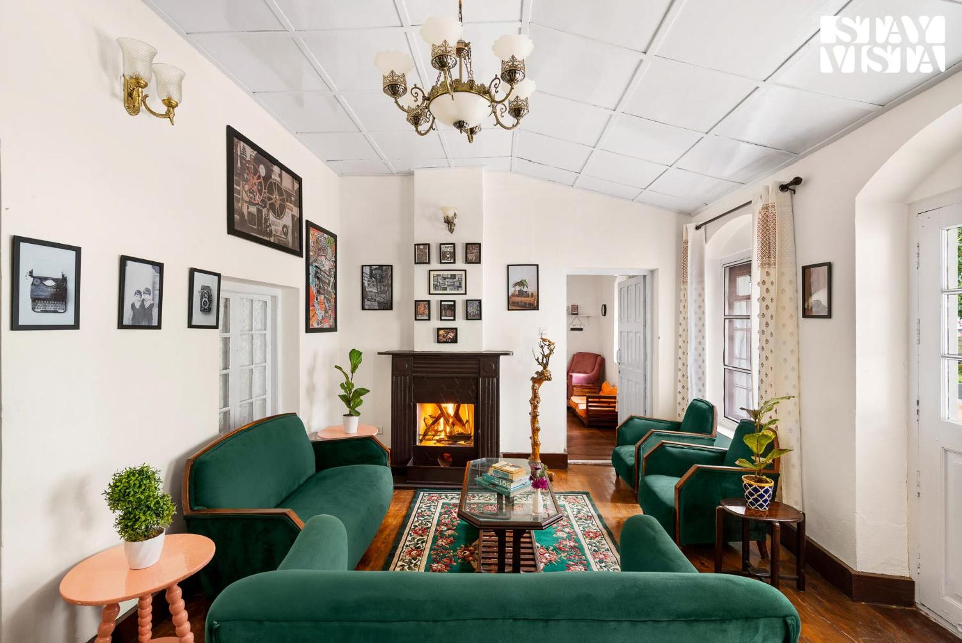 Stayvista At The Alcove With Breakfast & Bbq Grill 乌提 外观 照片